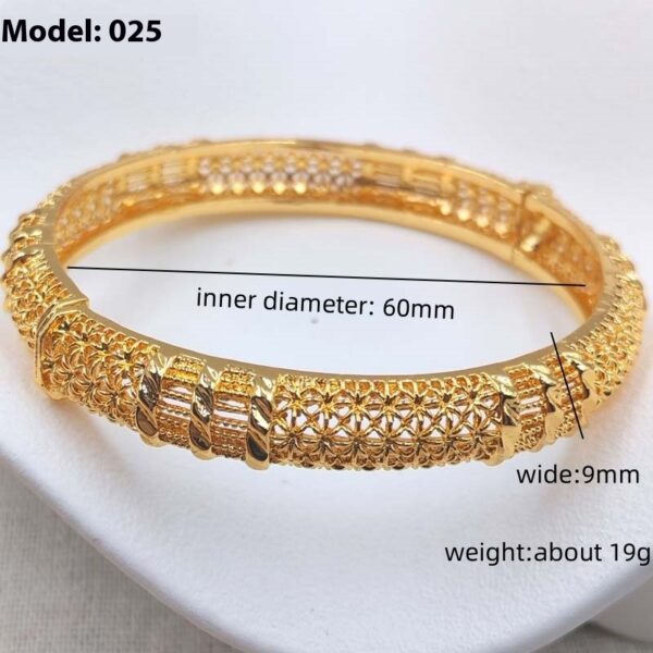 New Classic Gold-plated Alloy Bracelet - Image 4