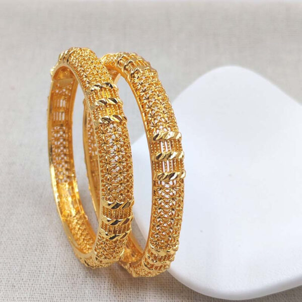 New Classic Gold-plated Alloy Bracelet - Image 5