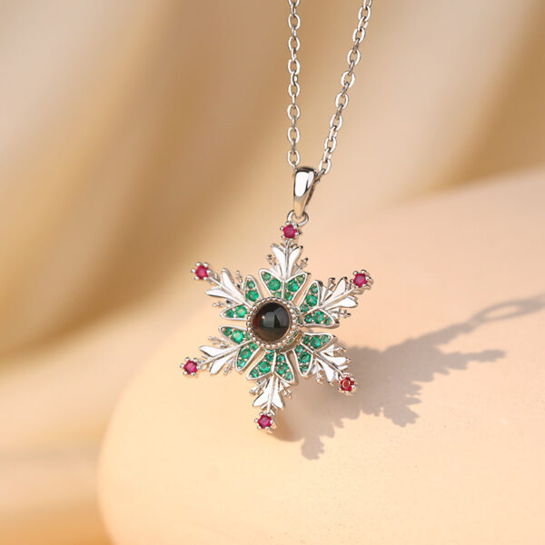 New Christmas Snowflake Necklace With Projection Design For Couples Christmas Gift Women's Clavicle Chain Jewelry - Image 6